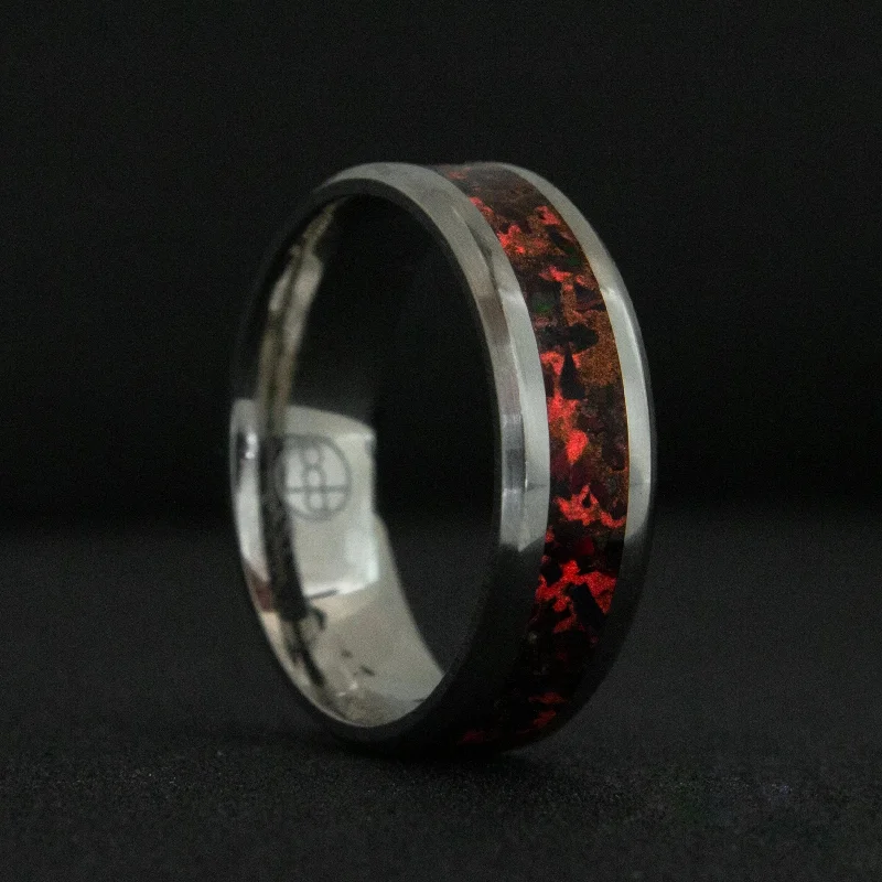 women chic rings -The Void | Tungsten Glowstone Ring