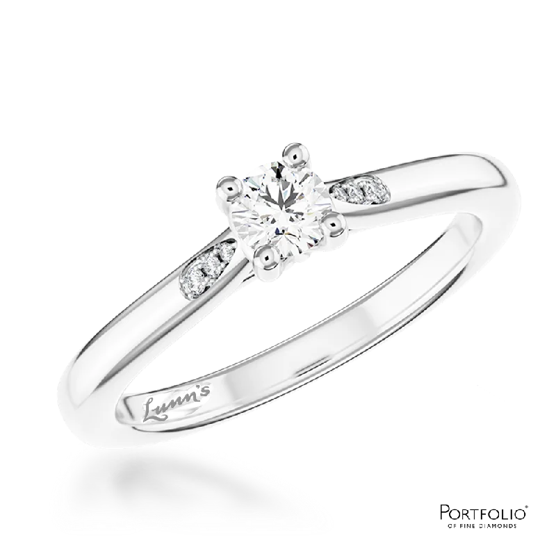 women luxury engagement rings -Solitaire 0.20ct F SI Diamond Platinum Ring