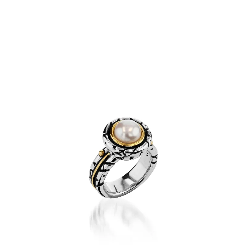 women promise rings -Solar Eclipse Pearl Ring