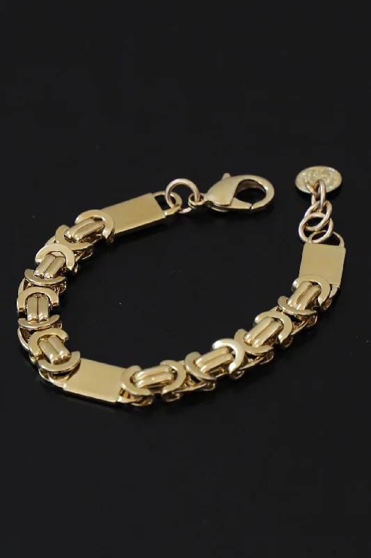 women stacking bangles -PALERMO BRACELET