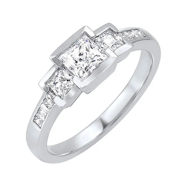 women anniversary rings -14Kt White Gold Diamond (3/4Ctw) Ring