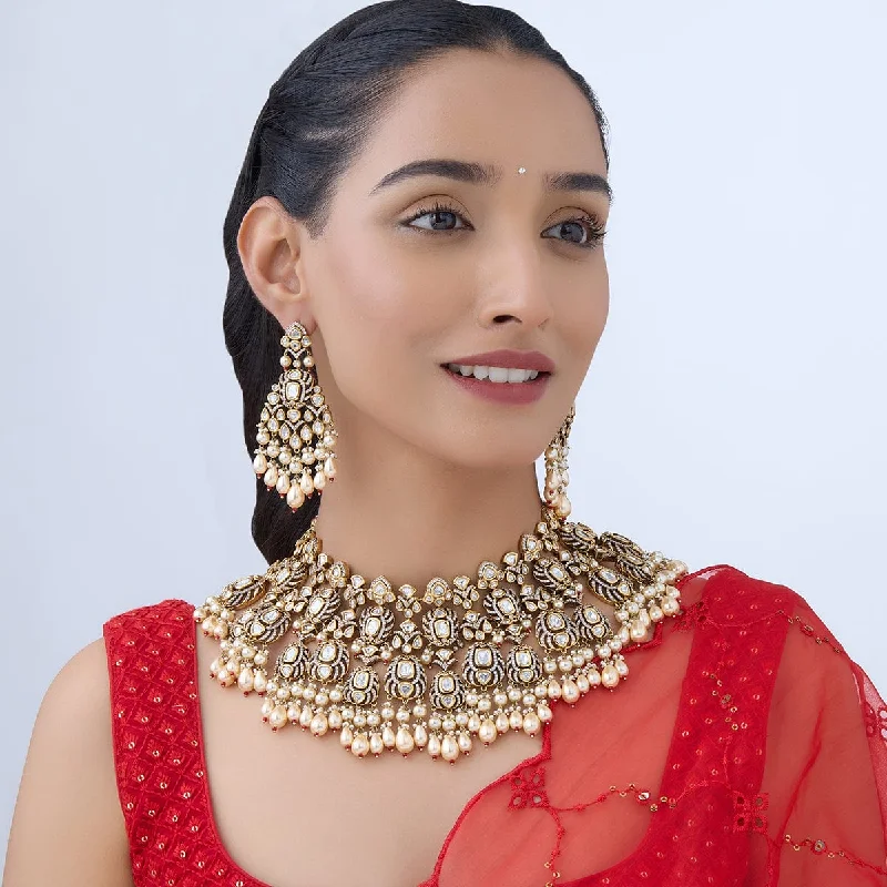 women dainty gold necklaces -Kundan Necklace 163989