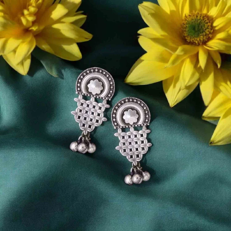 women affordable gold earrings -Antique Sankalpa Oxidised Danglers